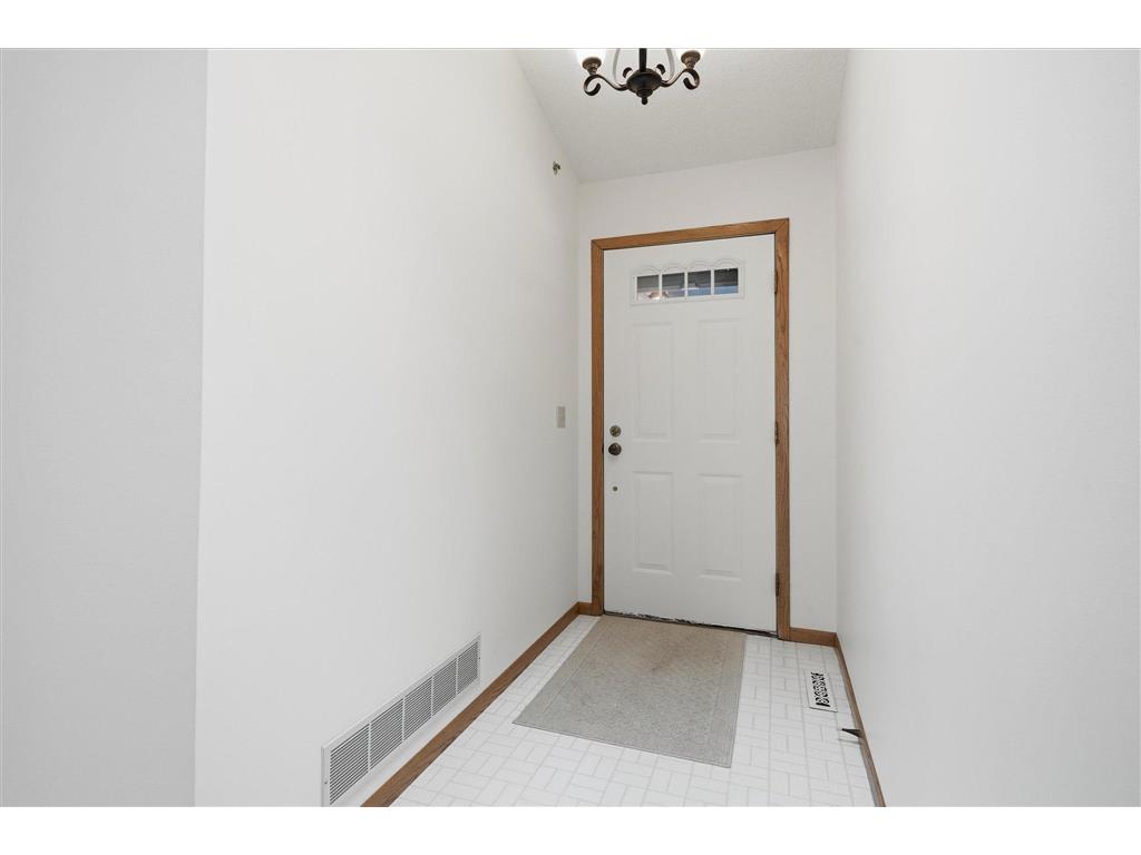 2639 Lake Court Circle #81 Mounds View MN 55112 7021406 image34