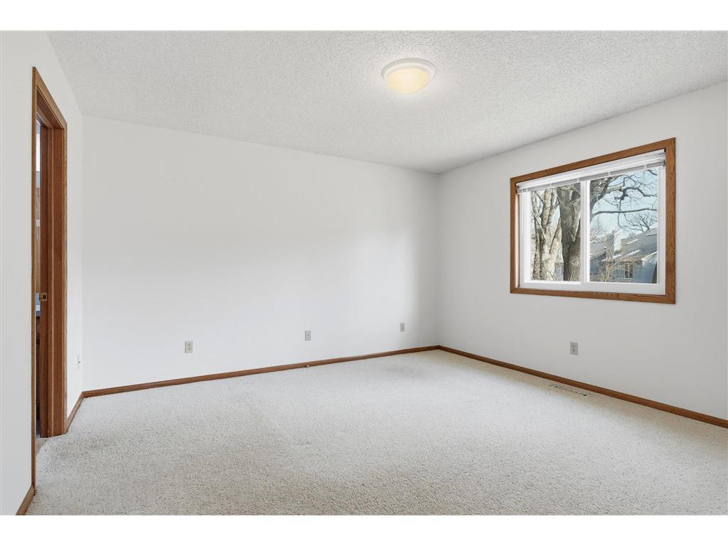 2639 Lake Court Circle #81 Mounds View MN 55112 7021406 image53