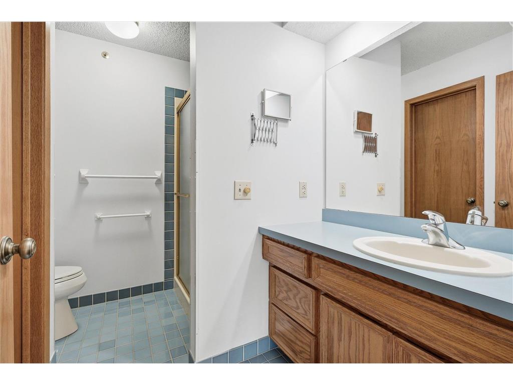 2639 Lake Court Circle #81 Mounds View MN 55112 7021406 image55