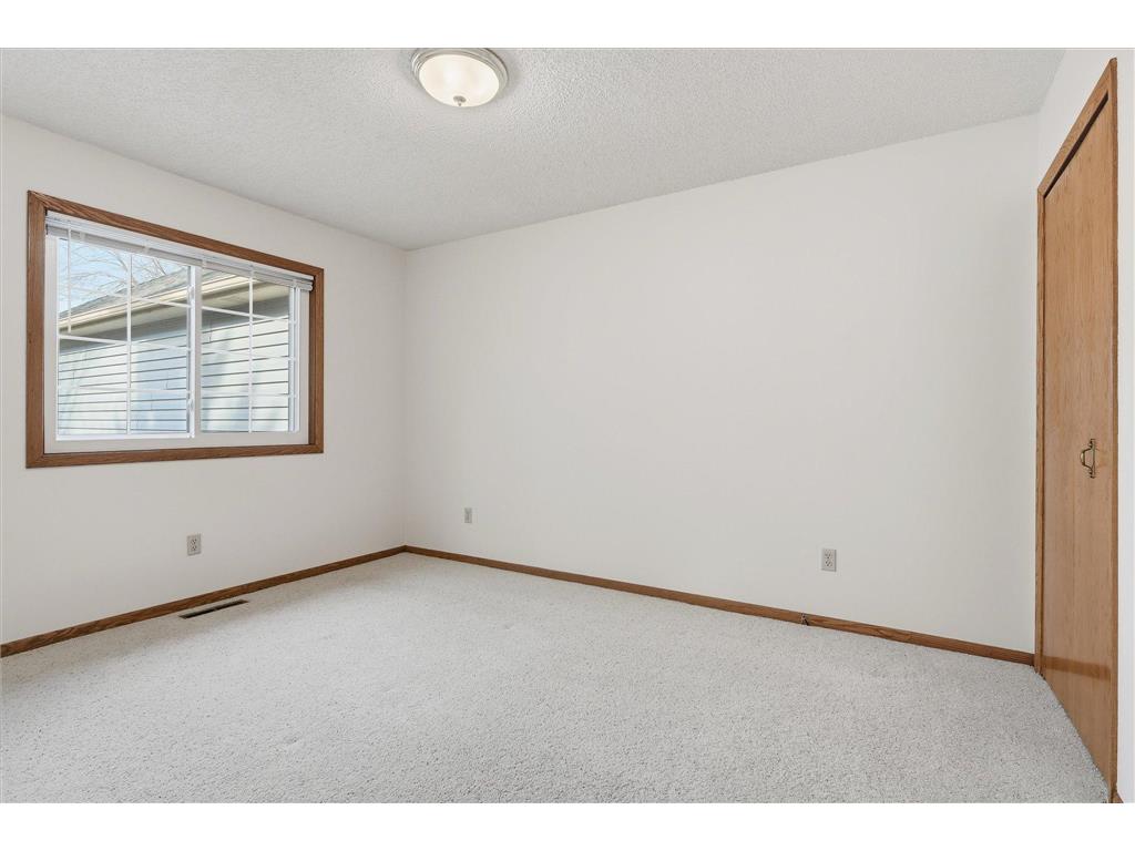 2639 Lake Court Circle #81 Mounds View MN 55112 7021406 image58