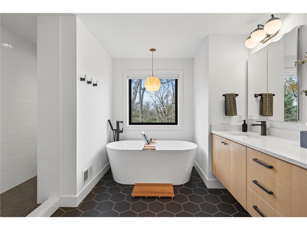 26390 Alexander Lane Shorewood MN 55331 6817288 image35