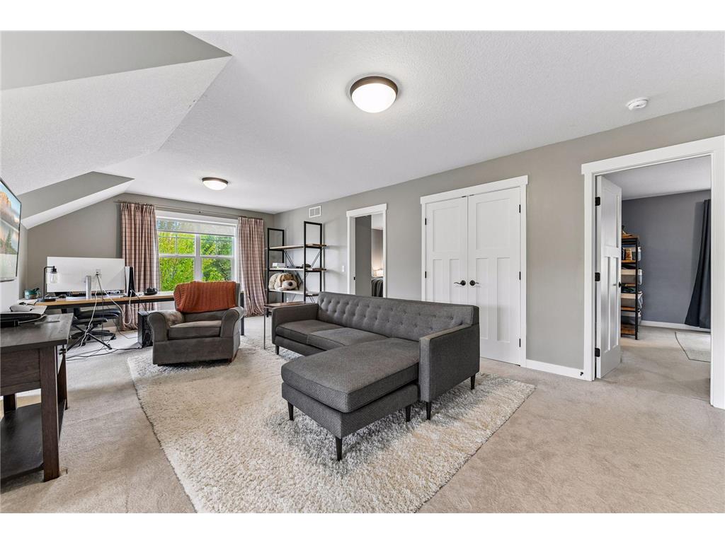 264 Benton Avenue Wayzata MN 55391 7090037 image34