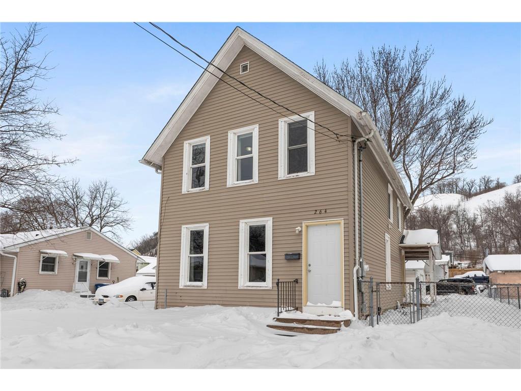 264 E 5th Street Red Wing MN 55066 7039401 image1