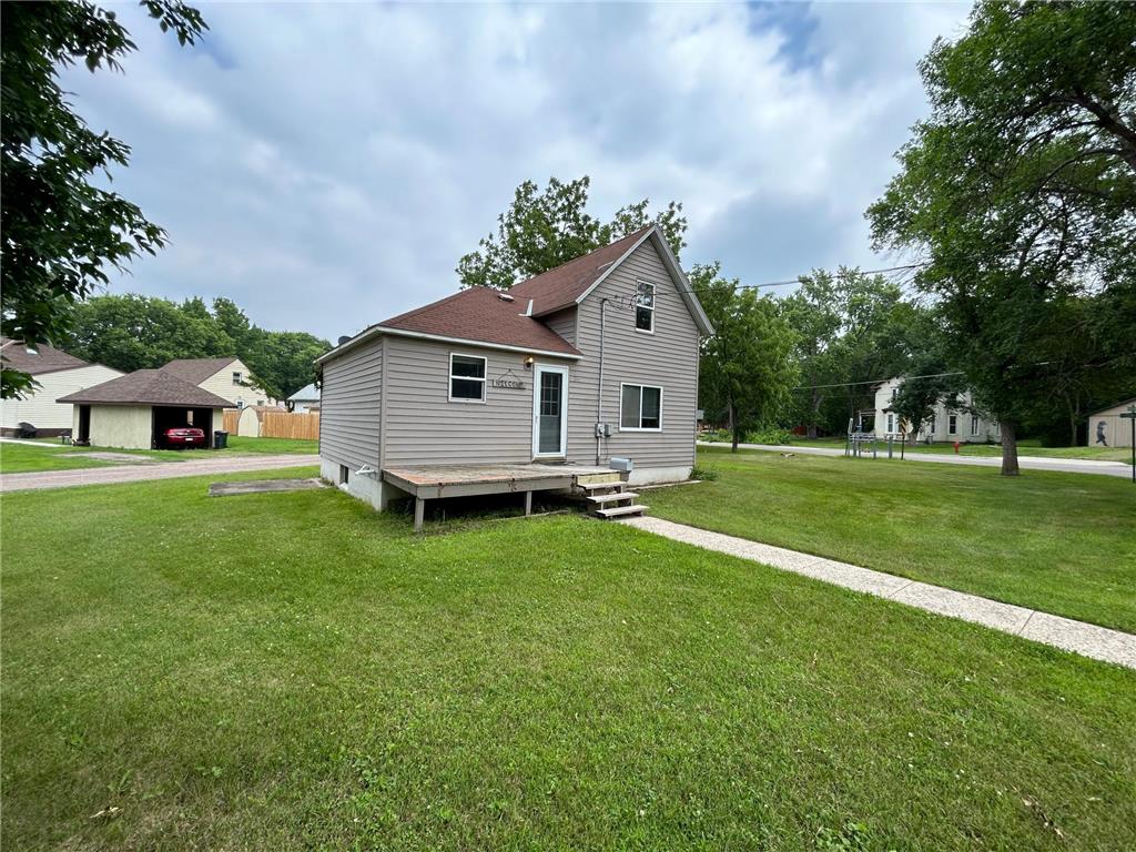 264 E Park Street Granite Falls MN 56241 6393796 image1