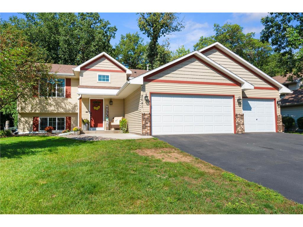2641 Oak Ridge Drive, Monticello, MN 55362 MLS 6262282 Edina Realty