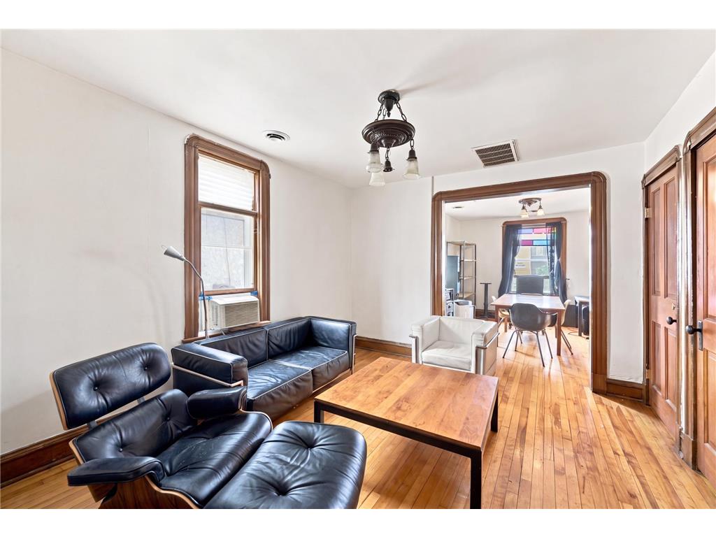 2641 Pillsbury Avenue S Minneapolis MN 55408 7114434 image15