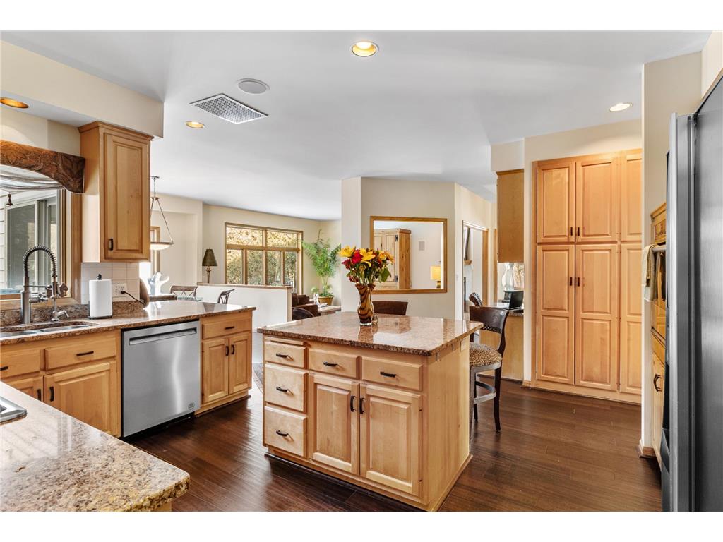 26420 Noble Road Shorewood MN 55331 6651908 image1