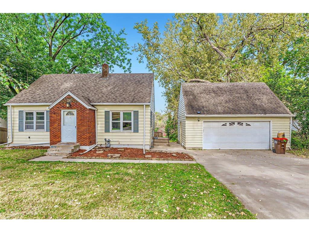 2643 Stillwater Road E Maplewood MN 55119 6708477 image1
