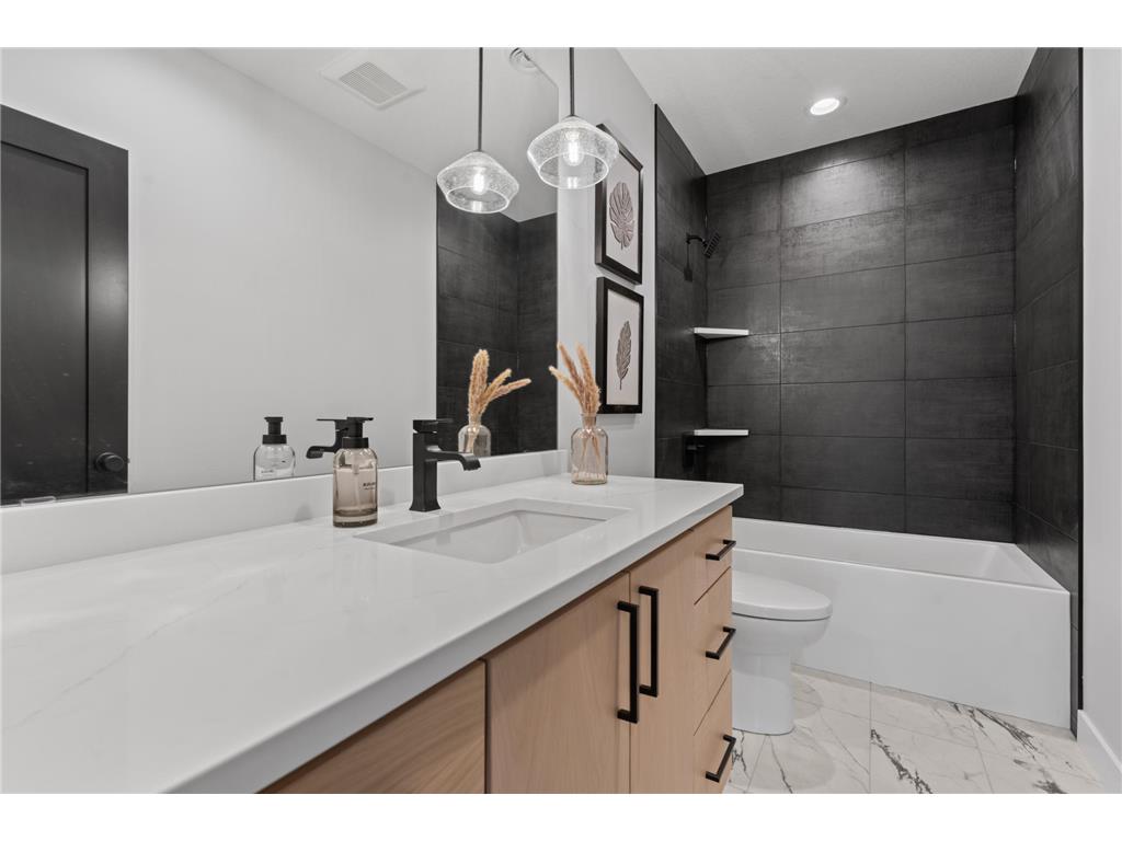 2643 Timber Oaks Road SW Rochester MN 55902 7021101 image38