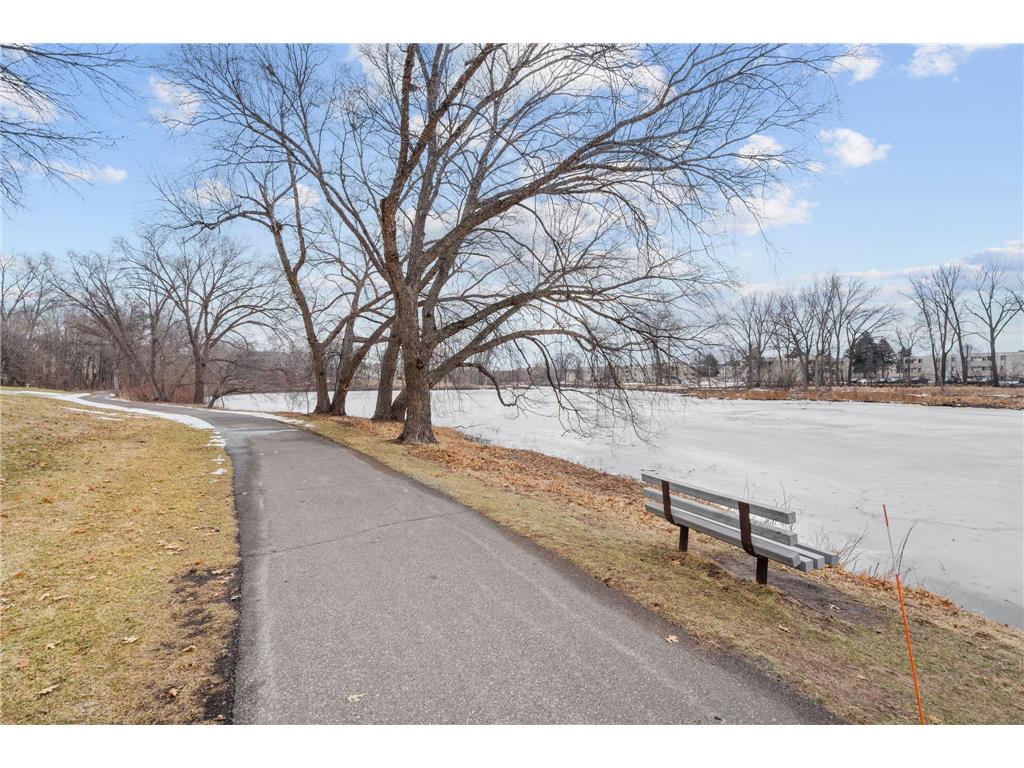 2644 Lake Court Drive #31 Mounds View MN 55112 - Wood 7039157 image30