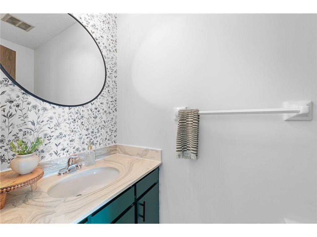 2644 Zarthan Avenue S Saint Louis Park MN 55416 6797047 image10