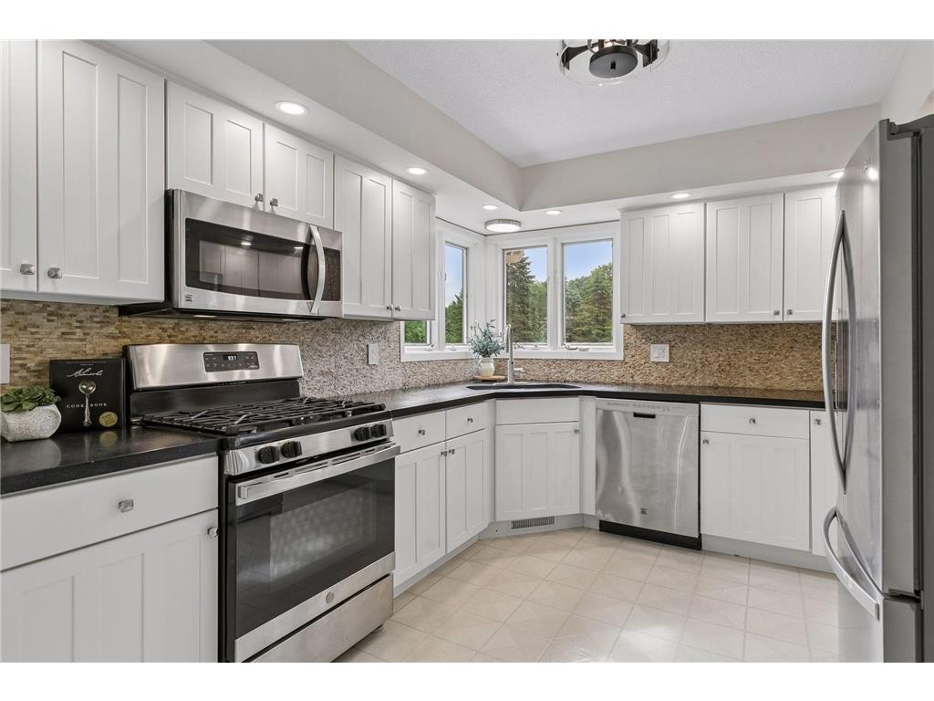 2645 Norcrest Avenue N West Lakeland Twp MN 55082 7049901 image12