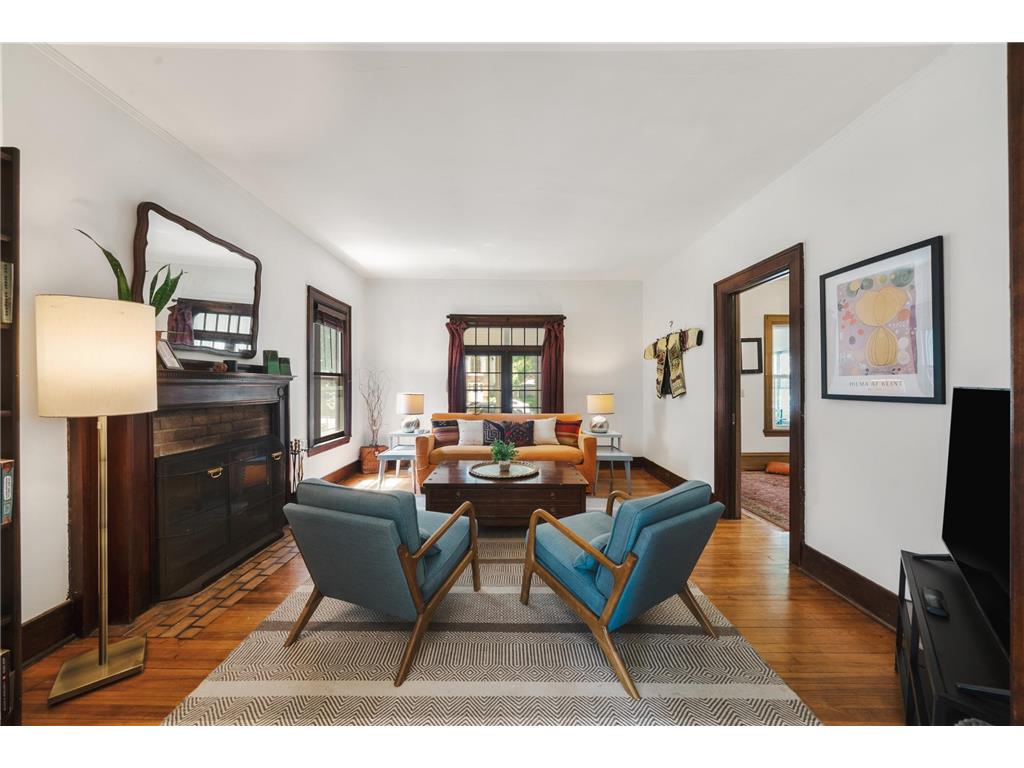 2645 Pleasant Avenue Minneapolis MN 55408 7082727 image10