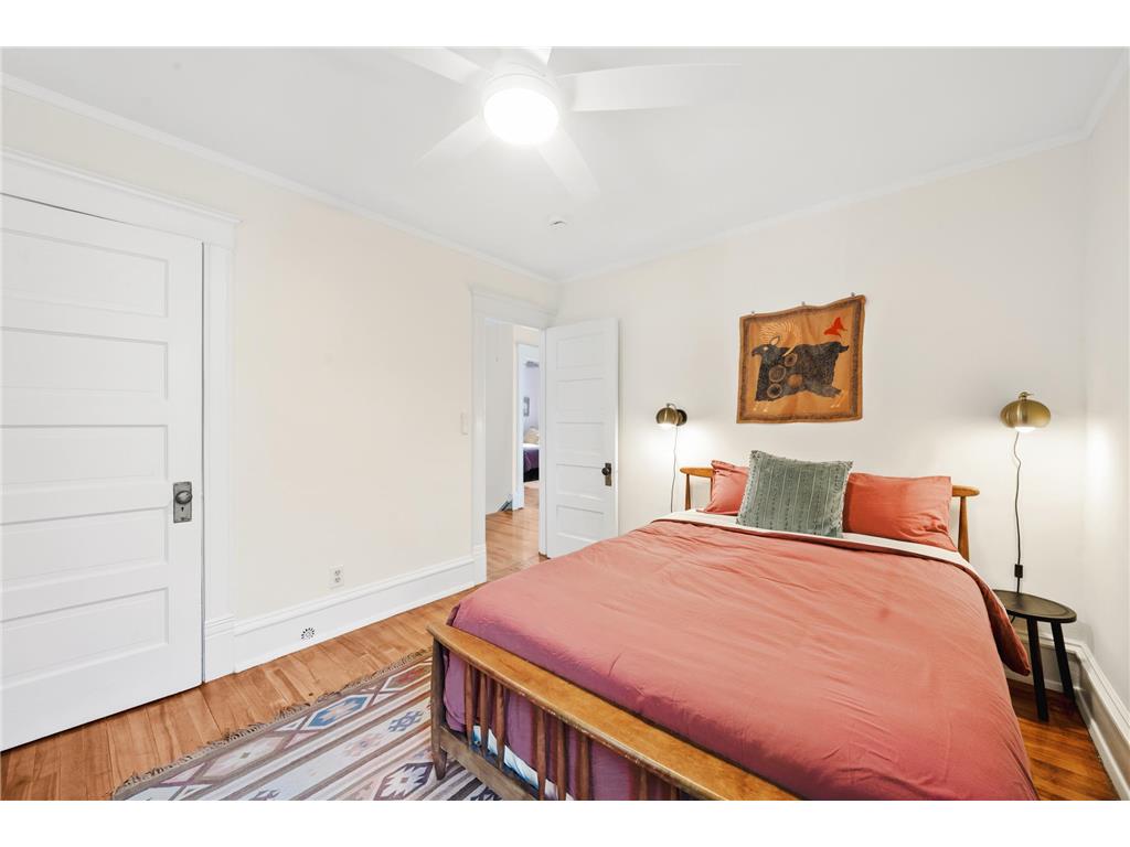 2645 Pleasant Avenue Minneapolis MN 55408 7082727 image25