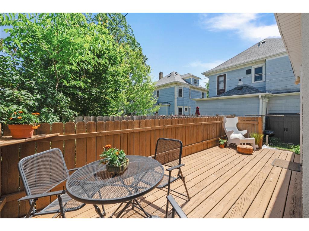 2645 Pleasant Avenue Minneapolis MN 55408 7082727 image27