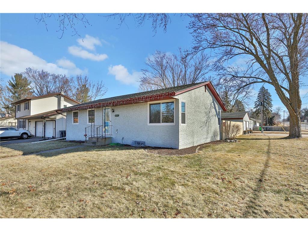2646 2nd Street N North Saint Paul MN 55109 6496873 image1