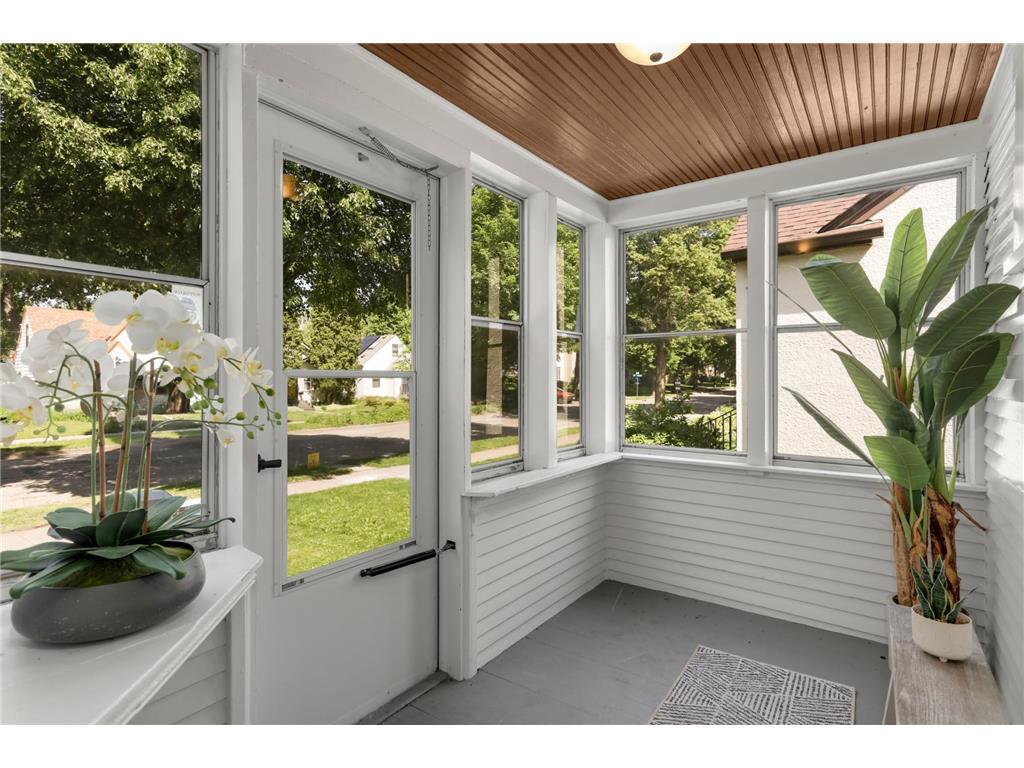 2647 Mckinley Street NE Minneapolis MN 55418 7044127 image2