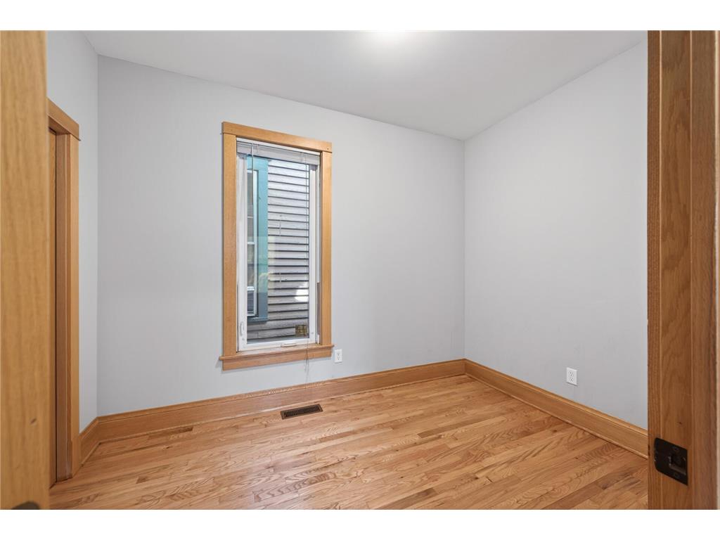 2648 13th Avenue S Minneapolis MN 55407 7089331 image24