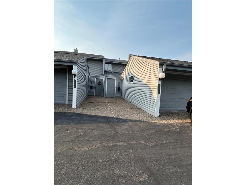 2648 Mackubin Street Roseville MN 55113 6385261 image1