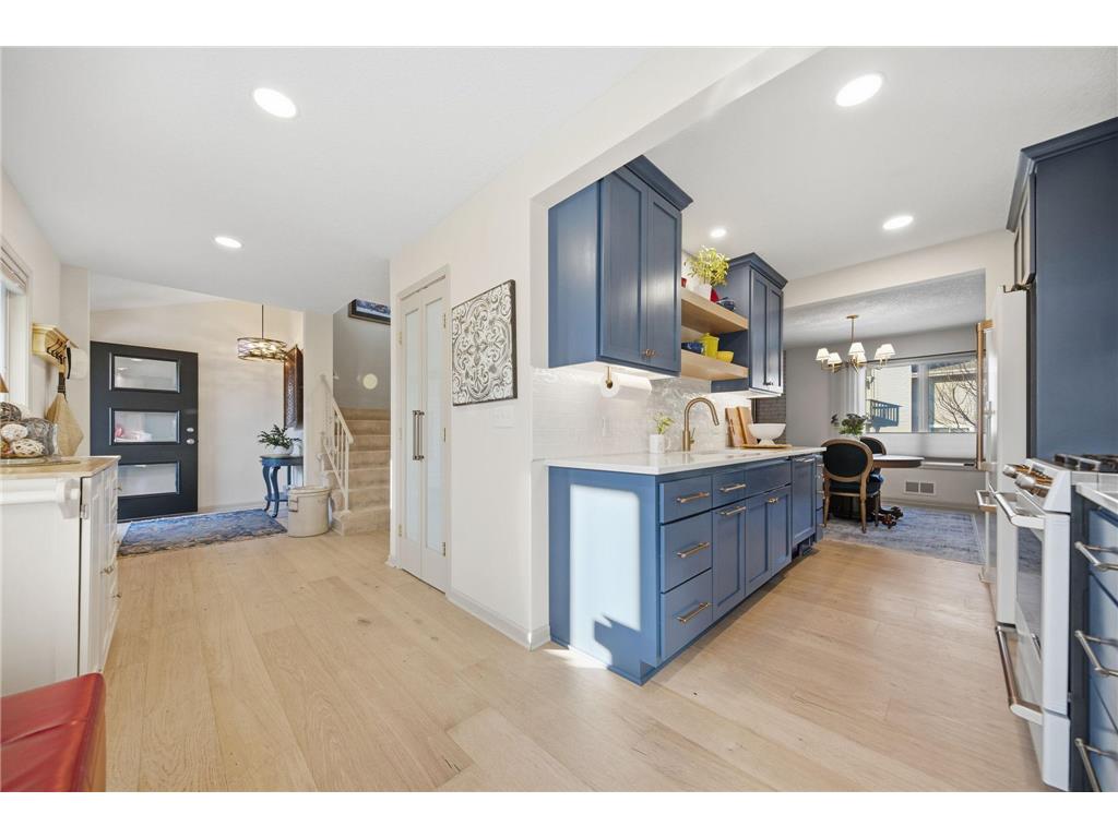 2648 Mackubin Street Roseville MN 55113 7018709 image1