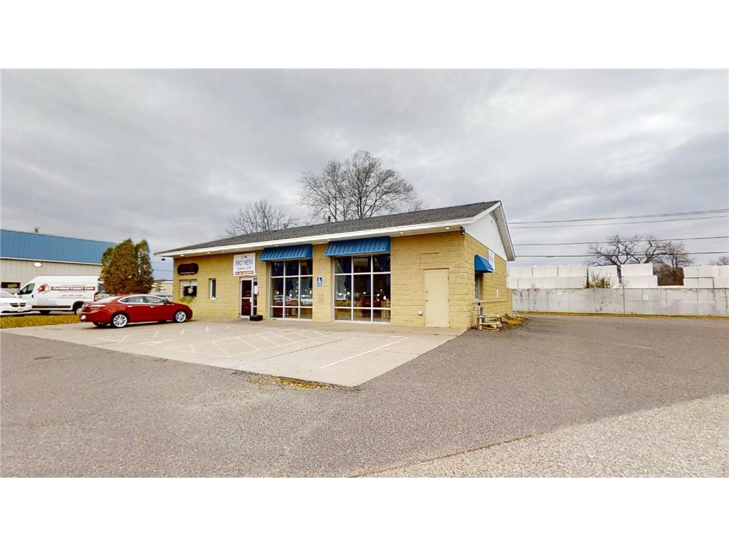 2649 7th Avenue E North Saint Paul MN 55109 6313892 image1