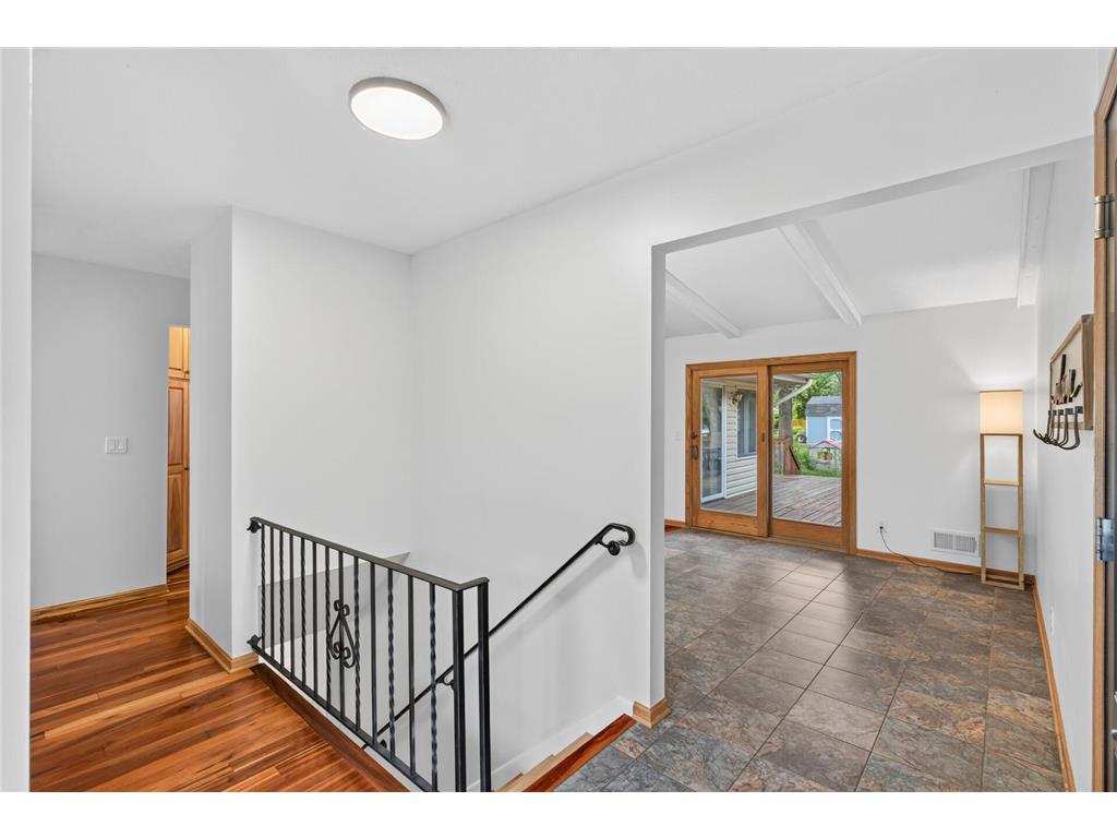 2649 Hillview Road Mounds View MN 55112 7105347 image2