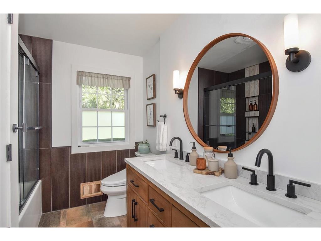 265 119th Avenue NE Blaine MN 55434 7109663 image22