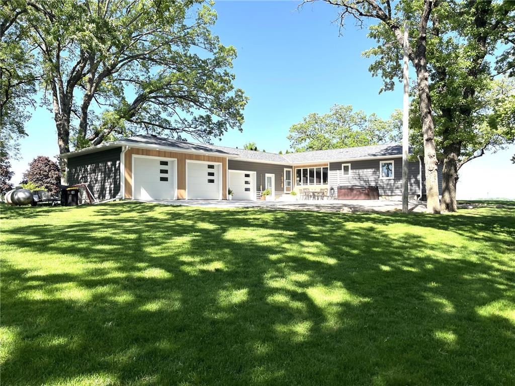 265 200th Avenue Fairmont MN 56031 - South Silver 6539194 image1