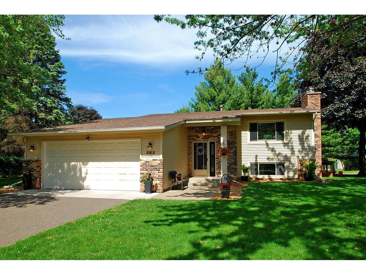 265 Hallam Curve, Mahtomedi, MN 55115 MLS 6010589 Edina Realty