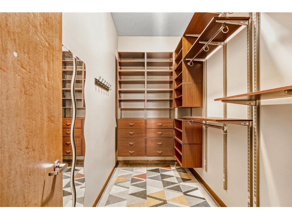 2650 University Avenue W #104 Saint Paul MN 55114 7037697 image6