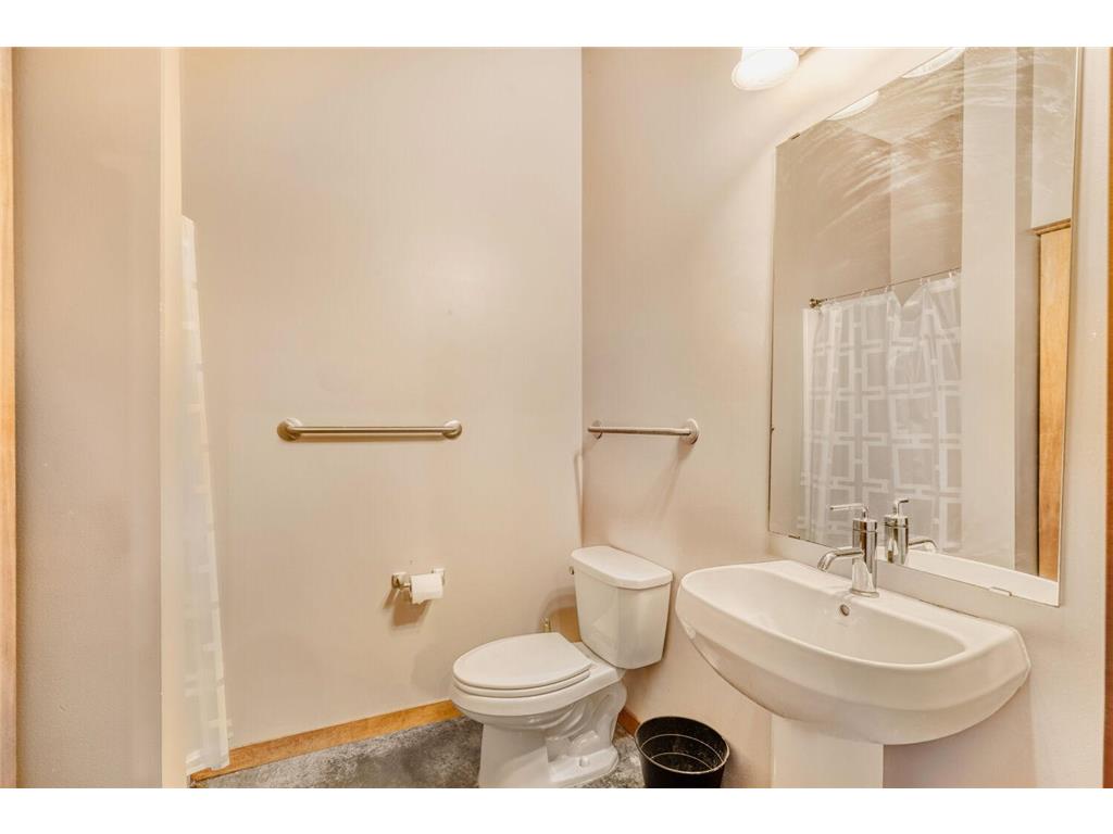 2650 University Avenue W #104 Saint Paul MN 55114 7037697 image9