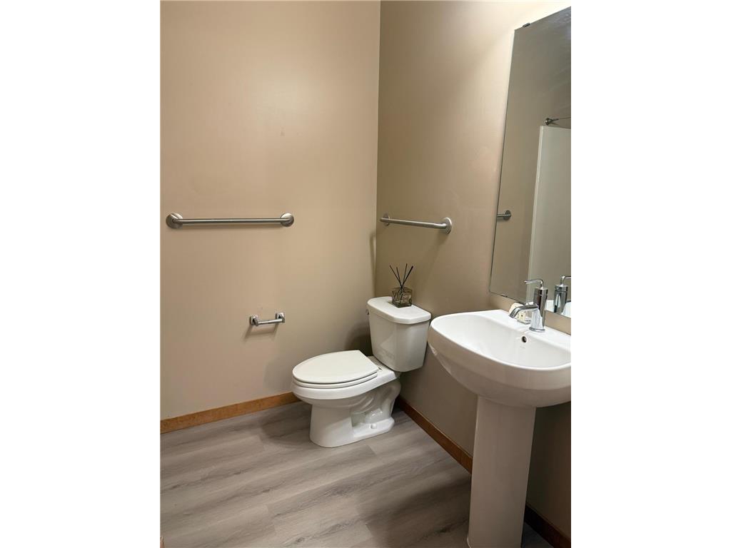 2650 University Avenue W #104 Saint Paul MN 55114 7107239 image9