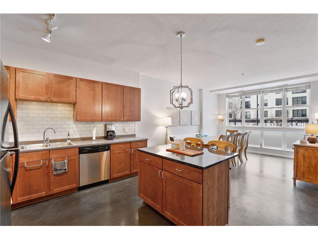 2650 University Avenue W #120 Saint Paul MN 55114 6554490 image1