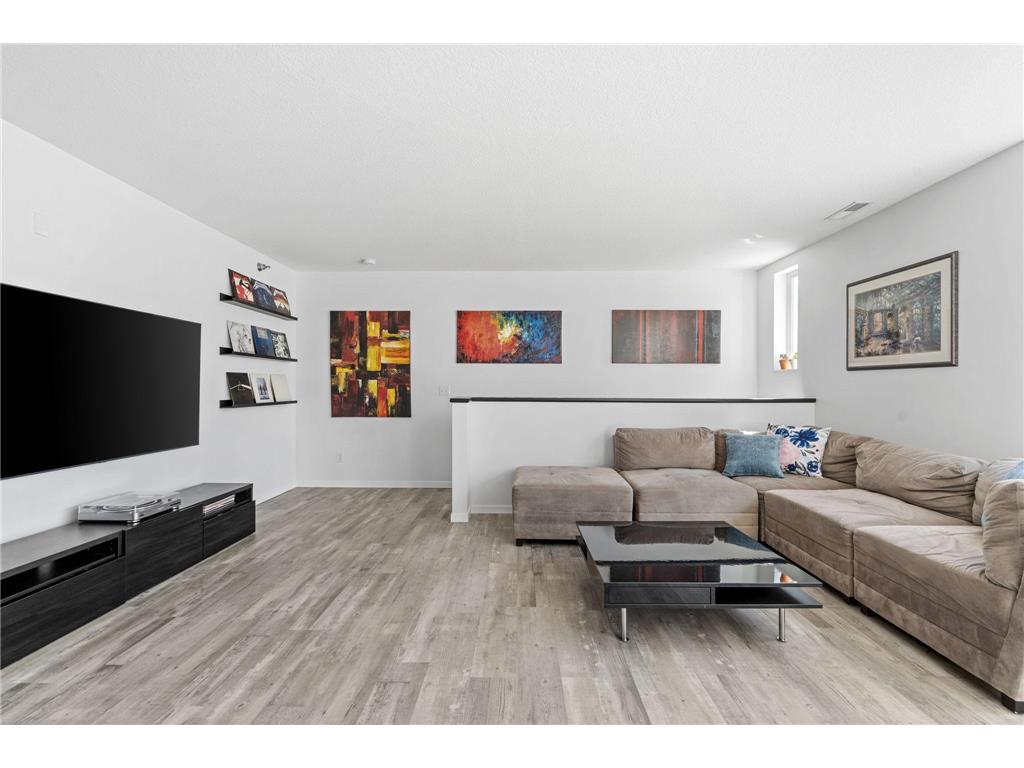 2650 University Avenue W #316 Saint Paul MN 55114 7059731 image20