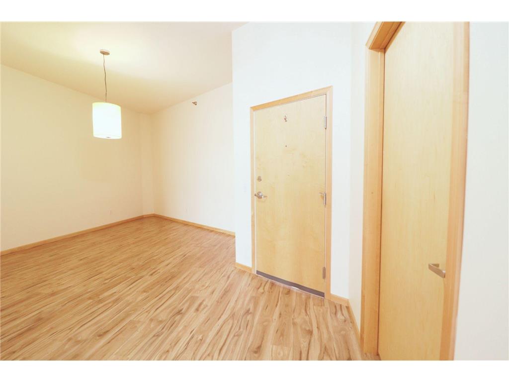 2650 University Avenue W #320 Saint Paul MN 55114 7036276 image4