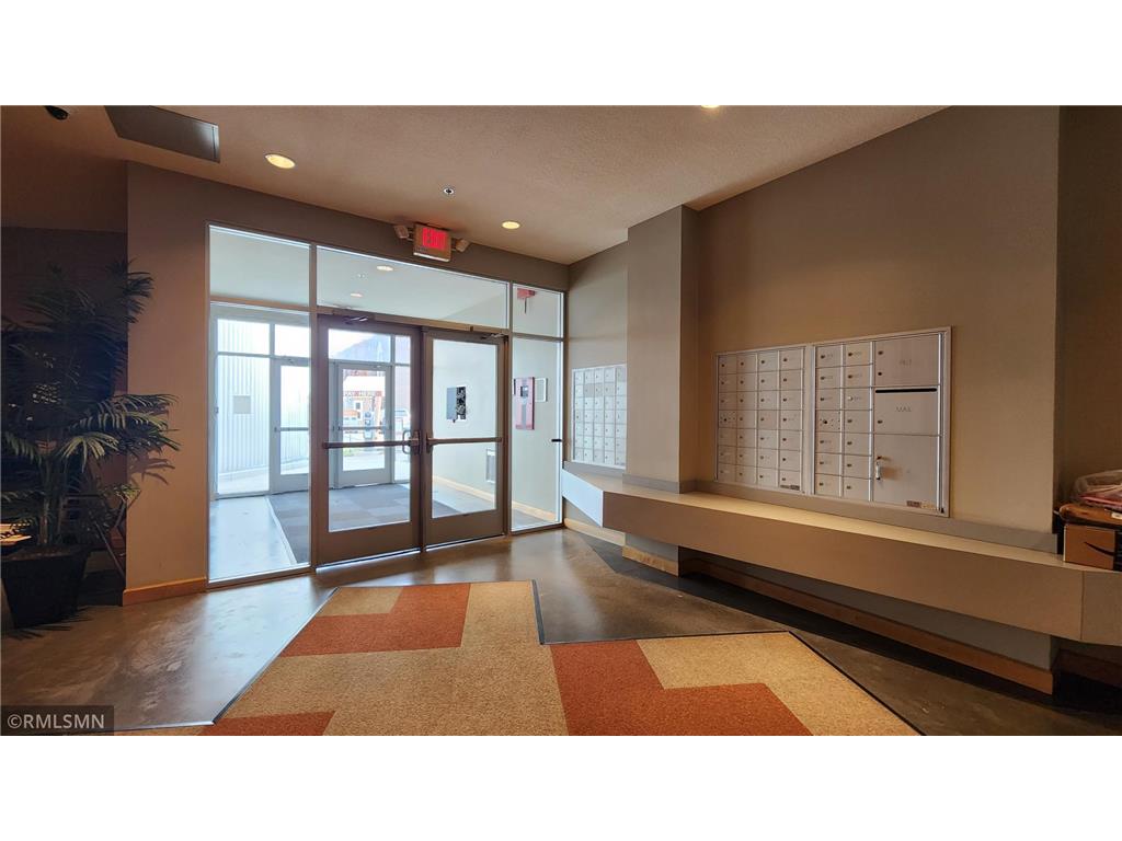 2650 University Avenue W #323 Saint Paul MN 55114 7033405 image17