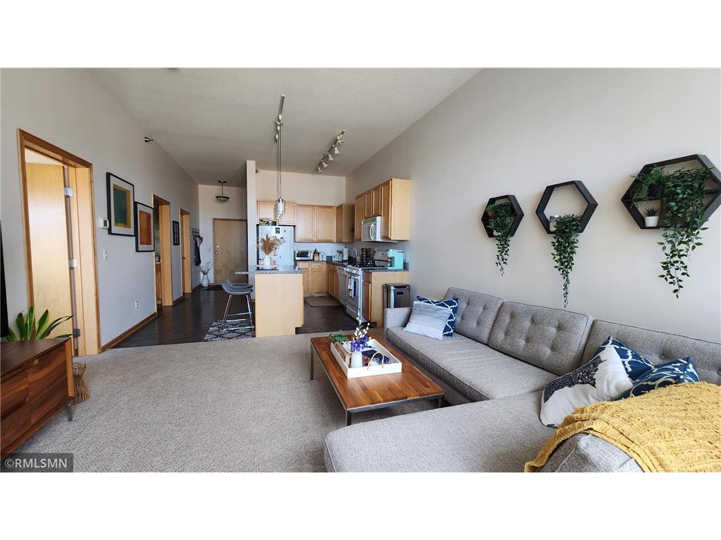 2650 University Avenue W #323 Saint Paul MN 55114 7033405 image3