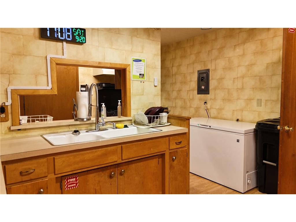 2651 Hamline Avenue N Roseville MN 55113 6793228 image14