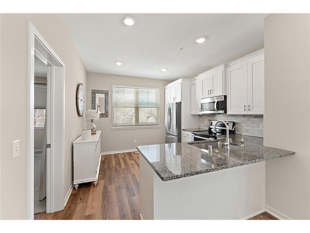 2651 New Century Boulevard S Maplewood MN 55119 7013699 image11