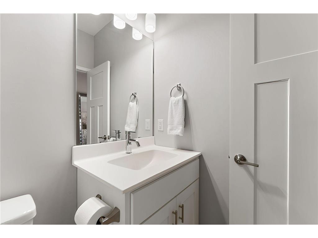 2651 New Century Boulevard S Maplewood MN 55119 7013699 image21