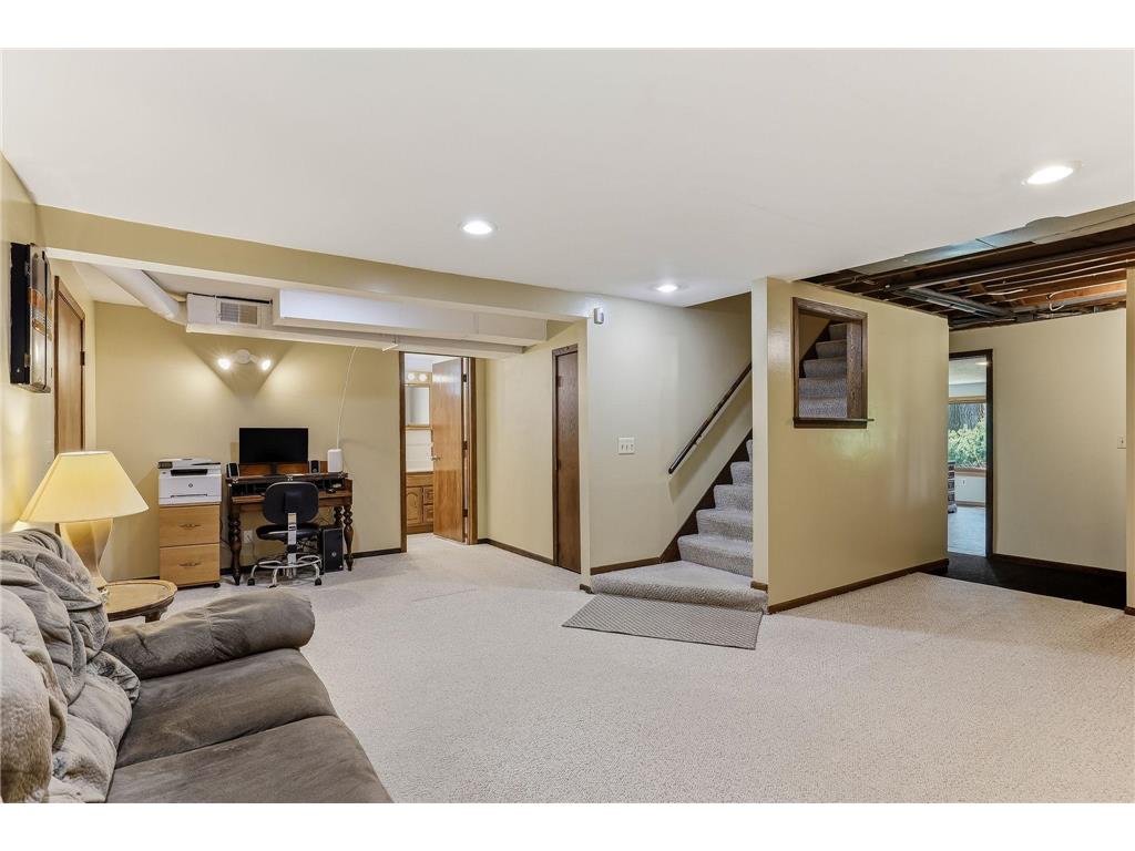 2654 Brand Avenue E Maplewood MN 55119 7060370 image34
