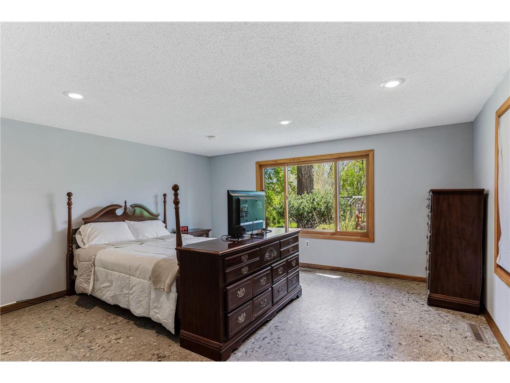 2654 Brand Avenue E Maplewood MN 55119 7060370 image38