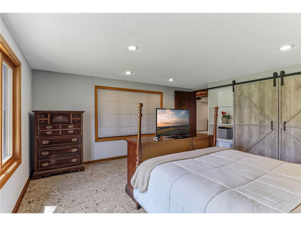 2654 Brand Avenue E Maplewood MN 55119 7060370 image39