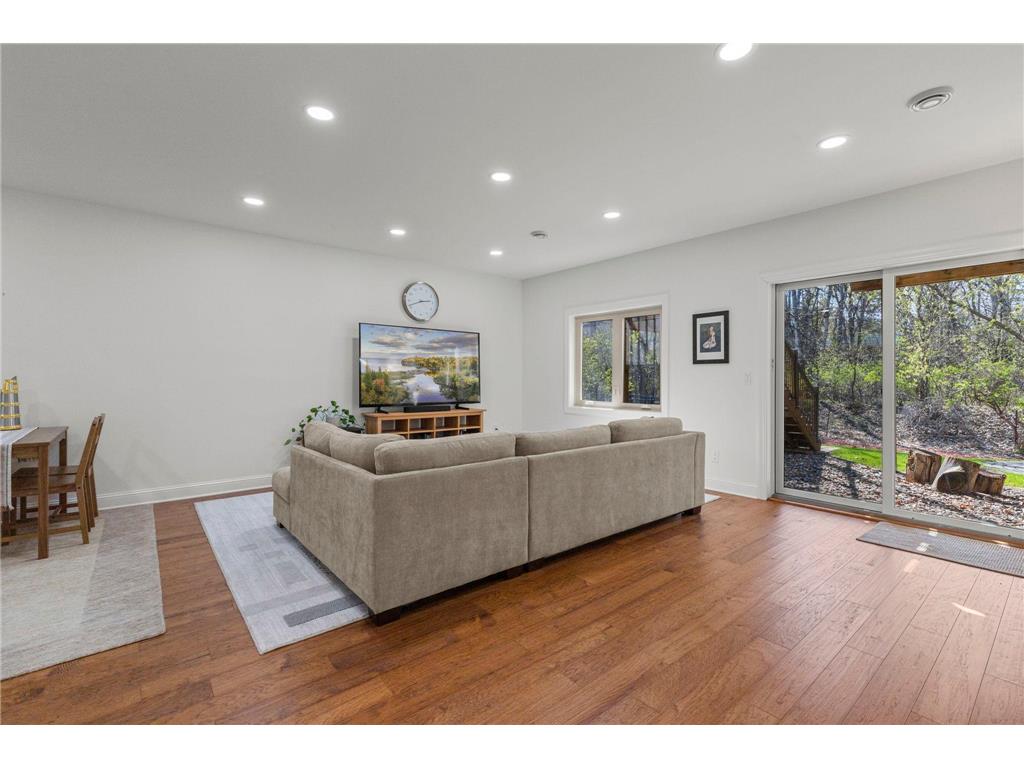2655 N Barclay Street Maplewood MN 55109 7058825 image31