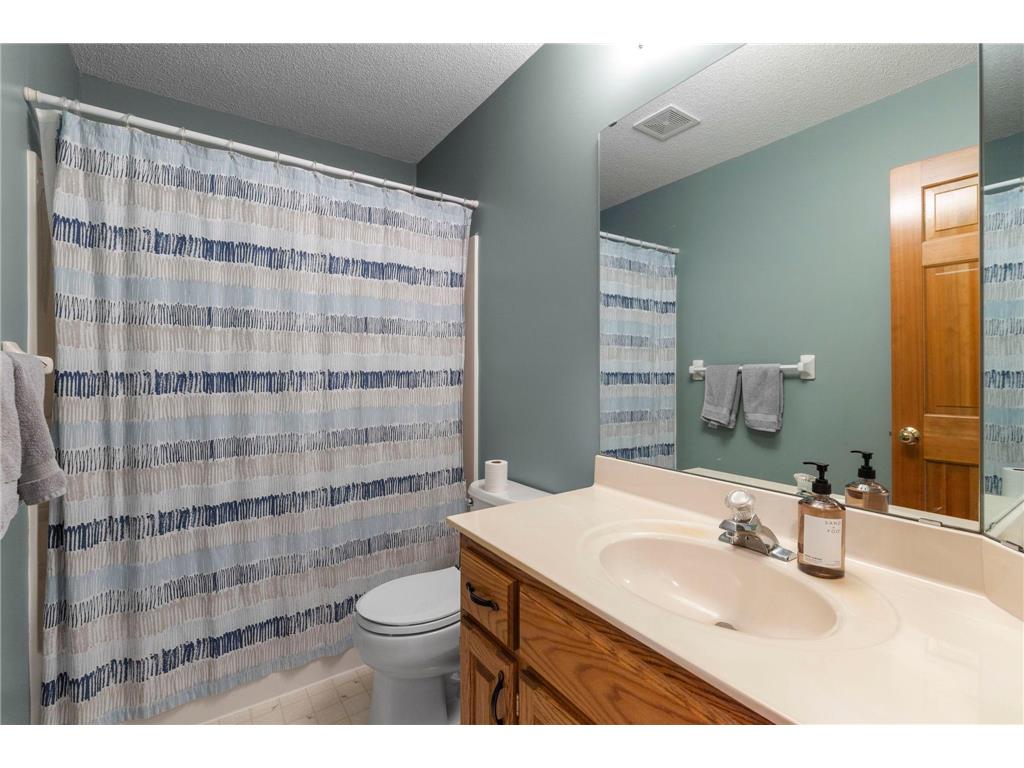 2655 N Barclay Street Maplewood MN 55109 7058825 image49
