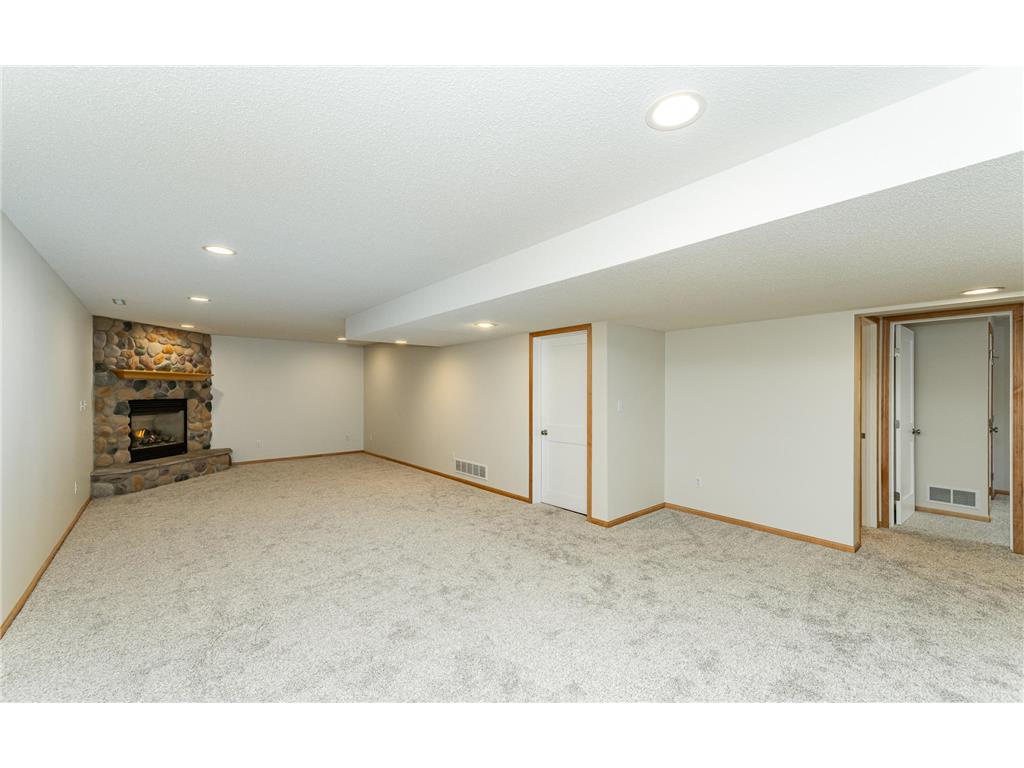 2657 Colleen Street NE Rochester MN 55906 7011081 image31