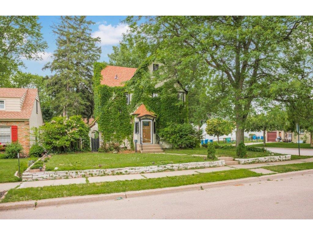 2657 Zenith Avenue N Robbinsdale MN 55422 7042240 image20