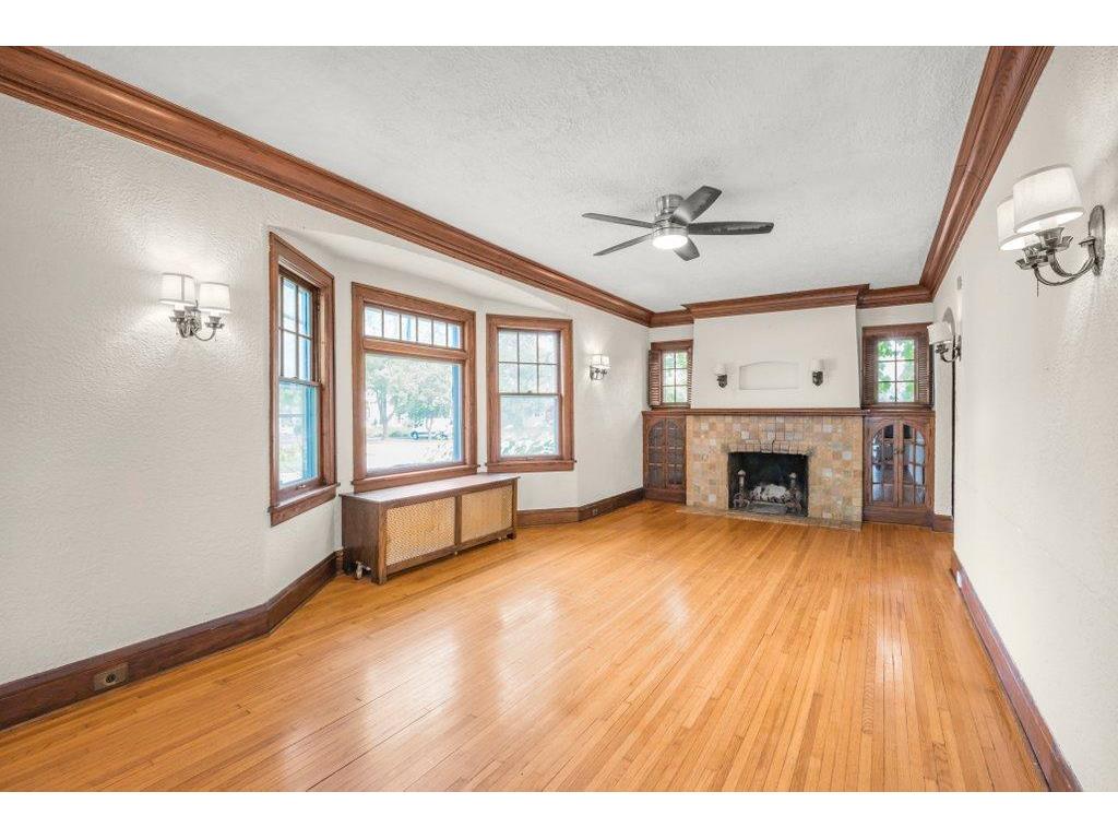 2657 Zenith Avenue N Robbinsdale MN 55422 7042240 image3