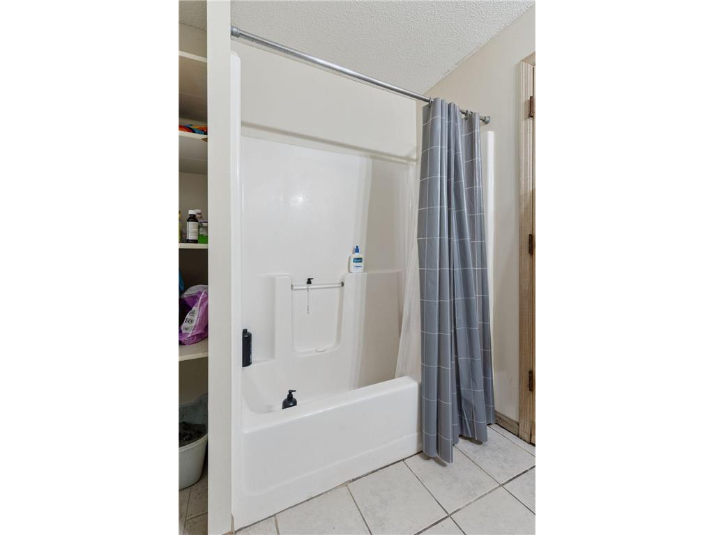 266 Fry Street Saint Paul MN 55104 6798185 image15