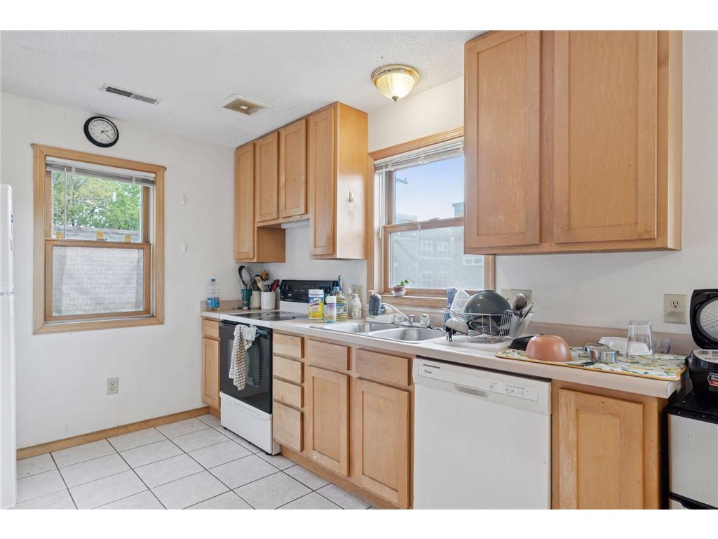 266 Fry Street Saint Paul MN 55104 6798185 image22